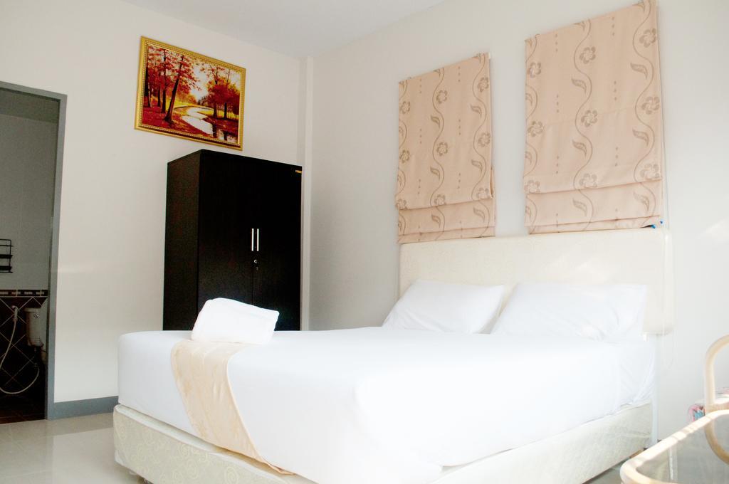 Buakhao Service Home Pattaya Exteriör bild